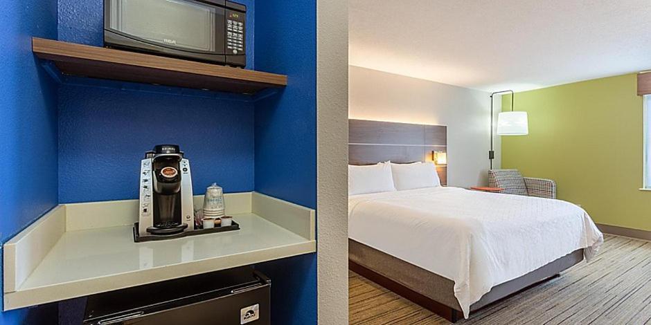 Holiday Inn Express & Suites - Kokomo South By Ihg Экстерьер фото