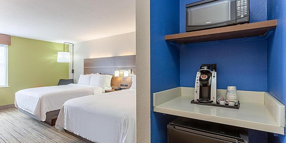 Holiday Inn Express & Suites - Kokomo South By Ihg Экстерьер фото